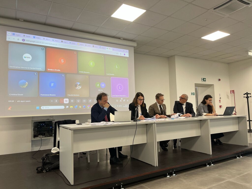 Assemblea Dei Soci, Sala Polivalente, Centro Civico Gandini DVG